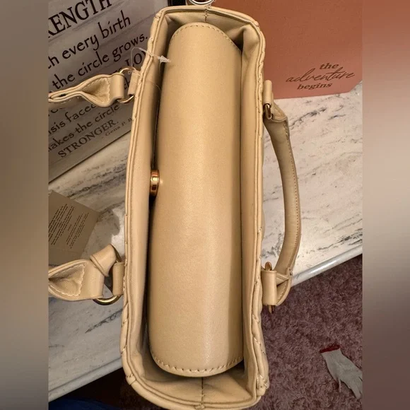 Valentino Orlandi Clutch or Crossbody Quilted Bag Retail $299 - Picture 7 of 12